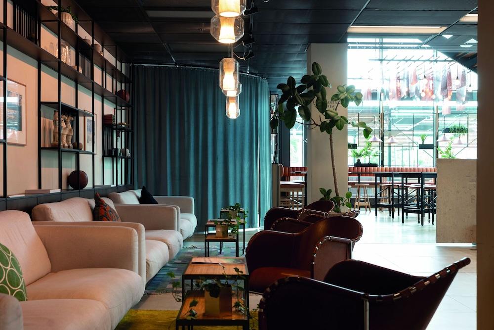 Elite Carolina Tower 4*